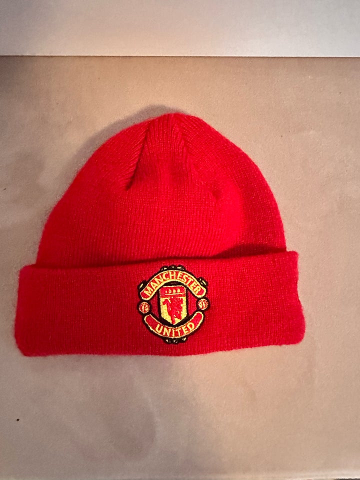 Hue, Beanie , Manchester United