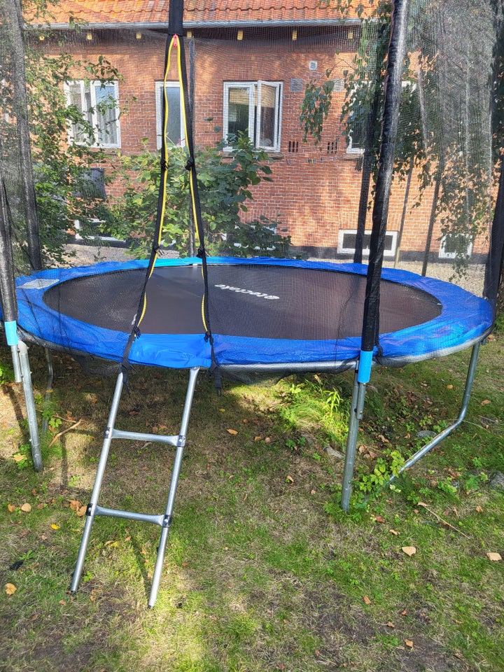 Trampolin, Trampolin 3 M