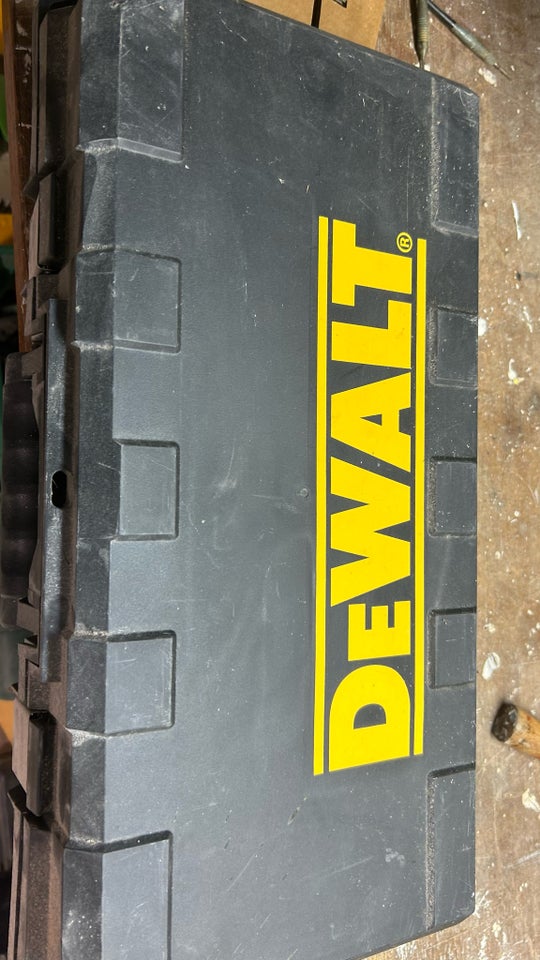 Bajonetsav, DeWalt