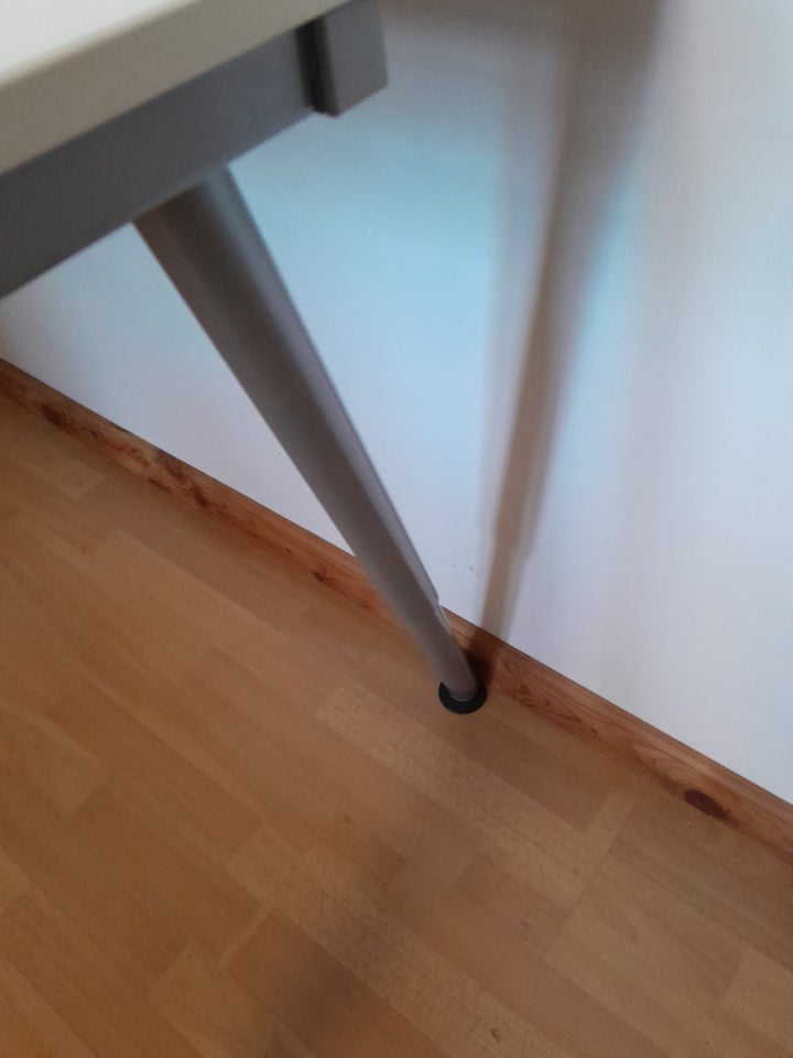 Skrivebord, Ikea, b: 180 d: 60