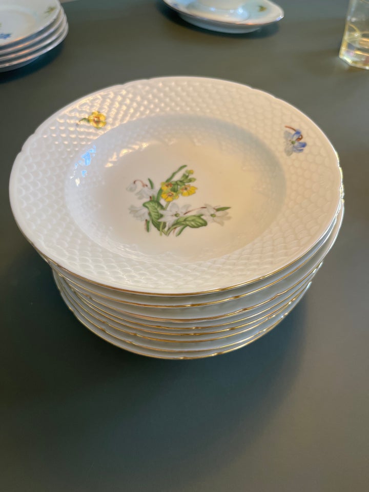 Porcelæn, Dybe tallerkner, Njal