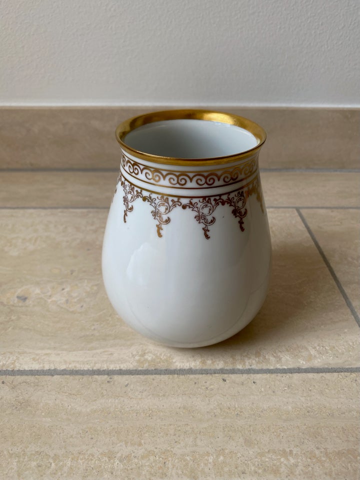 Porcelæn, Bing Grøndahl vase