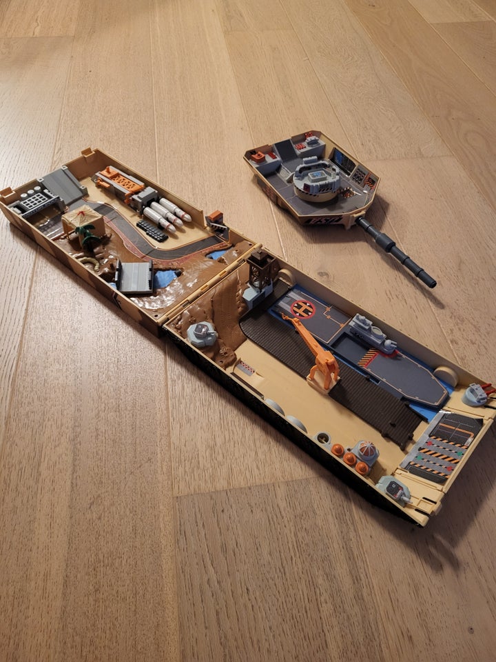 Micro Machines Military - Battle