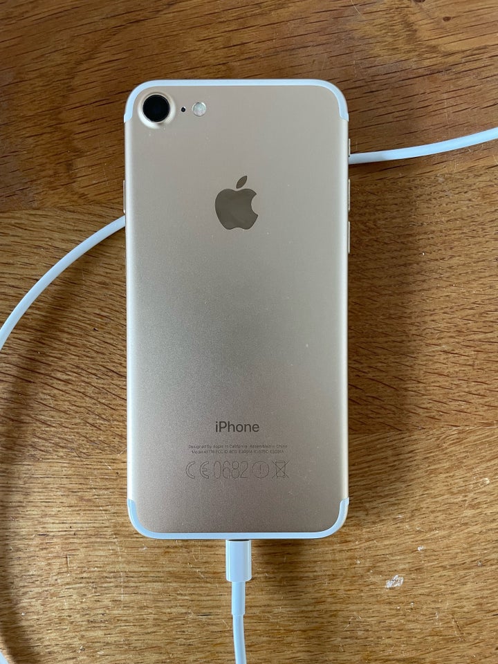 iPhone 7 32 GB guld