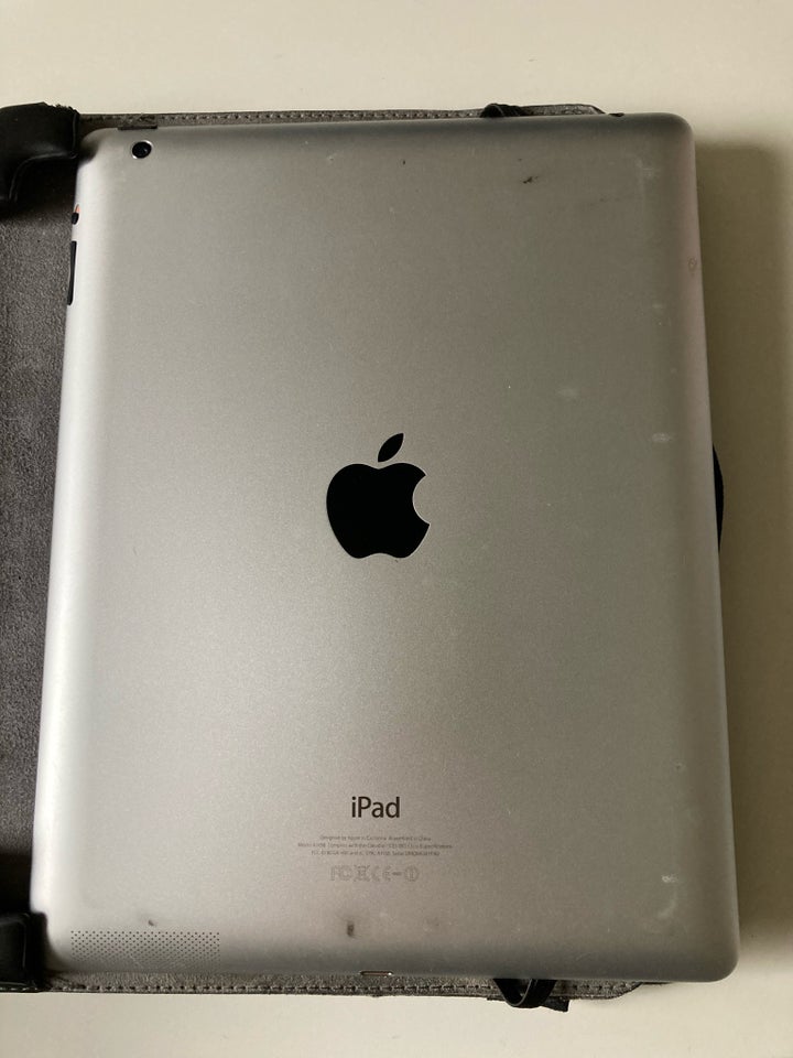 iPad 4, 16 GB, sort