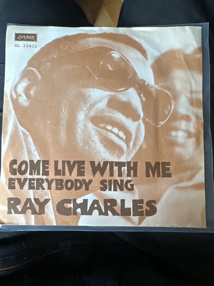 Single, Ray Charles