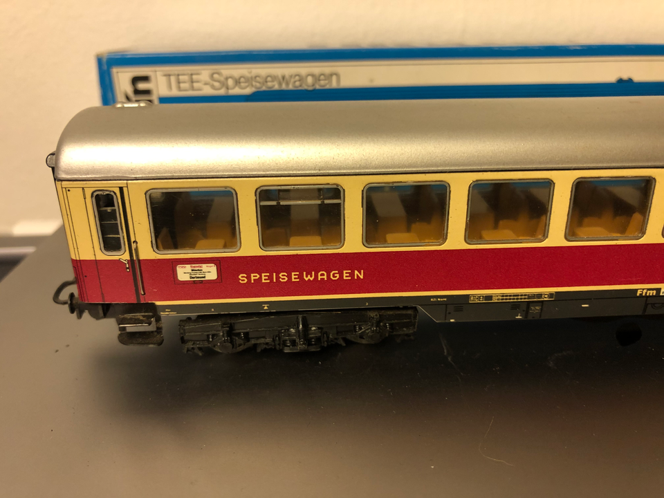 Modeltog, Märklin 4087 med lys og