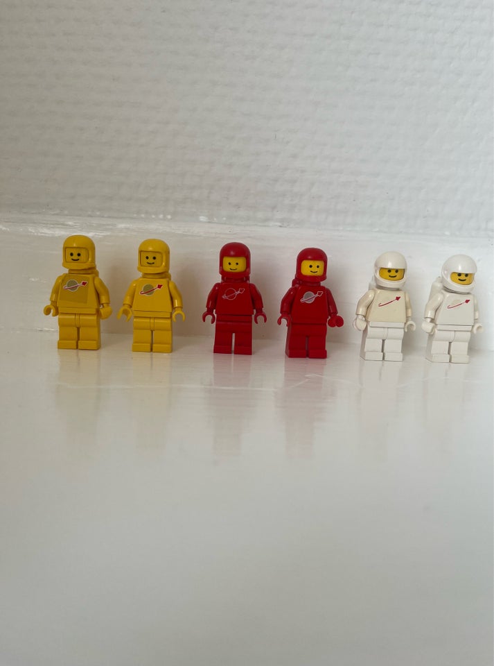 Lego Space, Space figurer