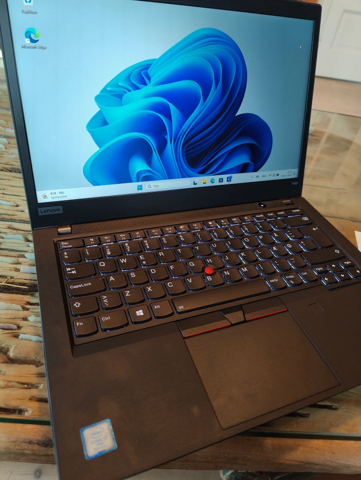 Lenovo T490, 4.80 GHz, 8 GB ram