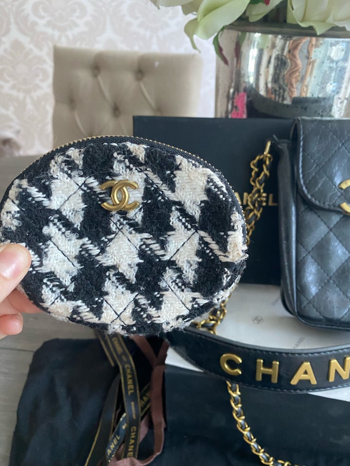 Crossbody Chanel