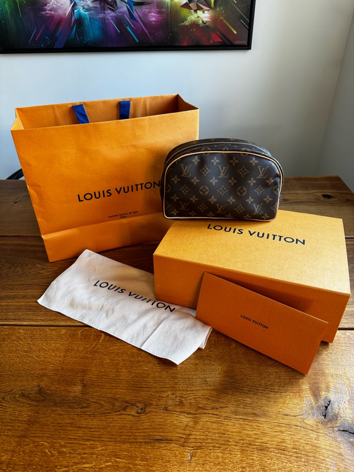 Toilettaske, Louis Vuitton