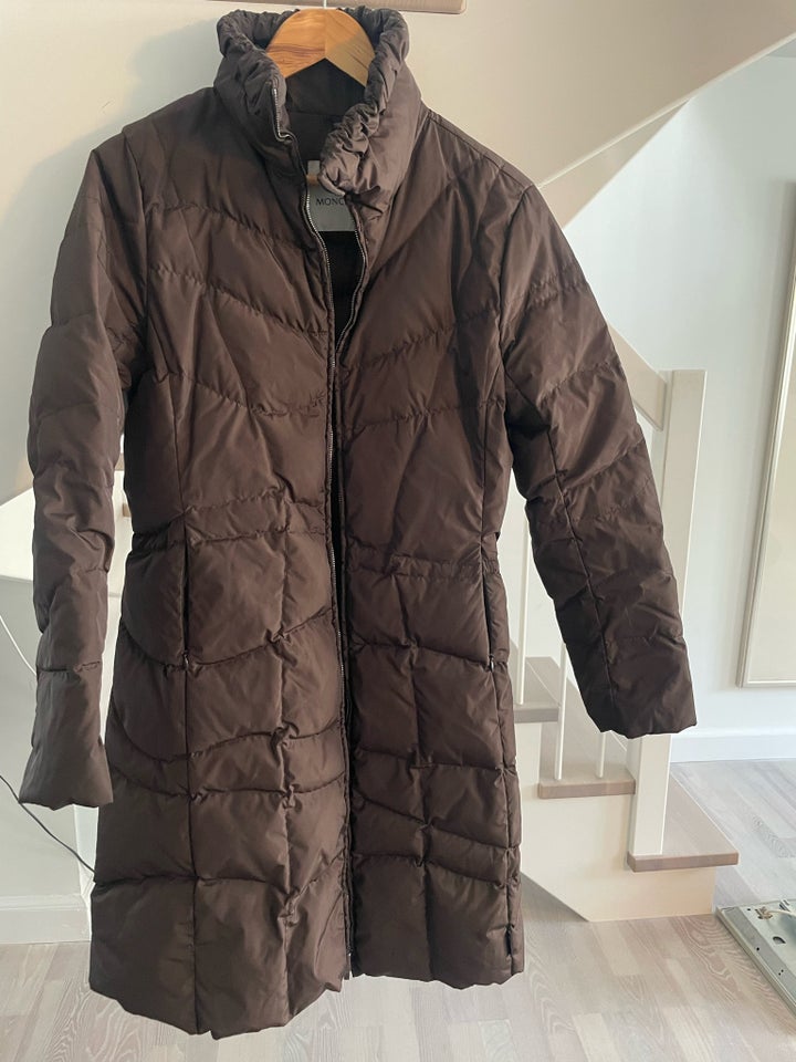 Dynejakke, str. 40, Moncler