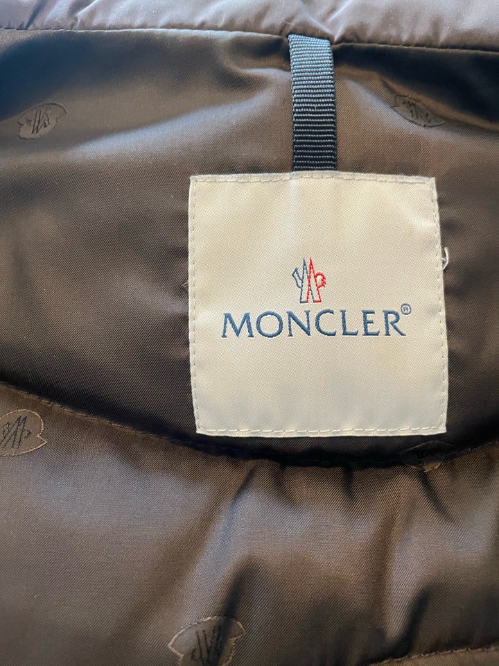 Dynejakke, str. 40, Moncler