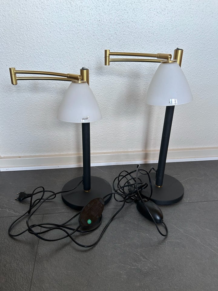 Anden bordlampe, Herstal