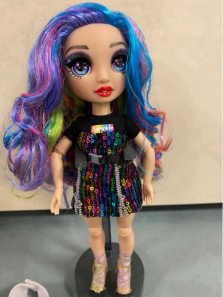 Barbie, Rainbow High dukke