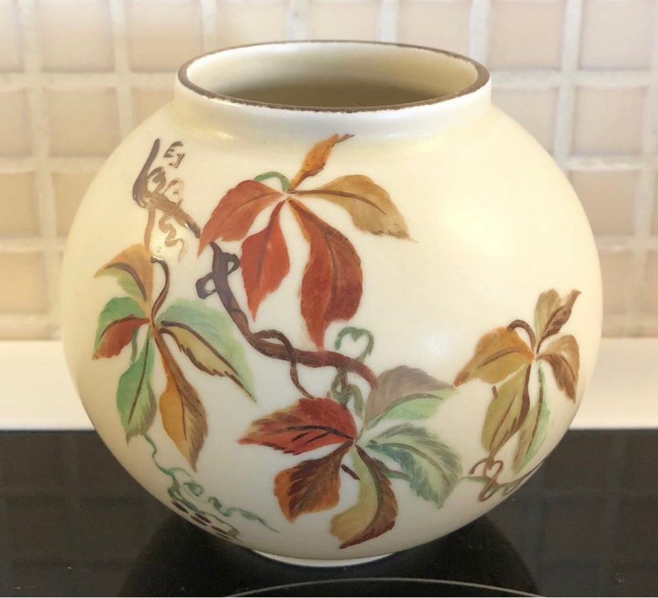 Porcelæn Vase Lyngby