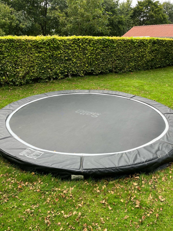 Trampolin, Salta trampolin 366 cm