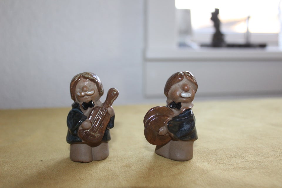 2 Keramik figurer