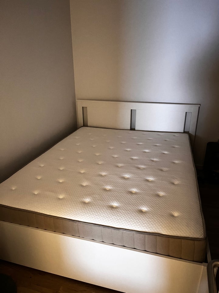 IKEA spring mattress 160*20...