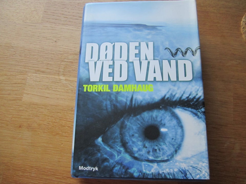 Døden ved vand, Torkil Damhaug,