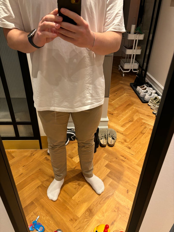 Chinos, Tiger of Sweden, str. 32