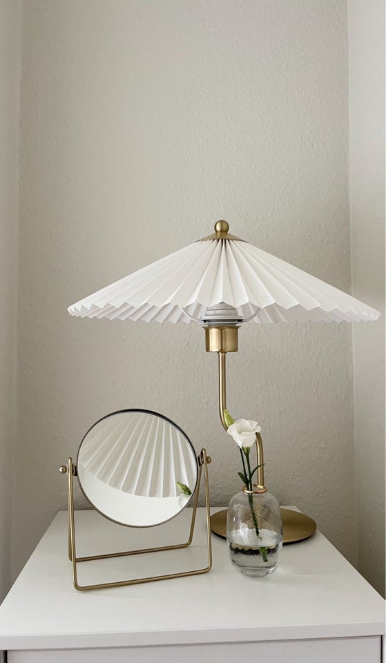 Lampe, HM home