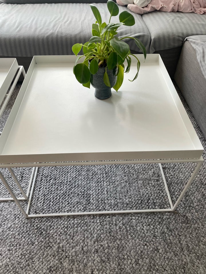 Sofabord Hay tray table metal