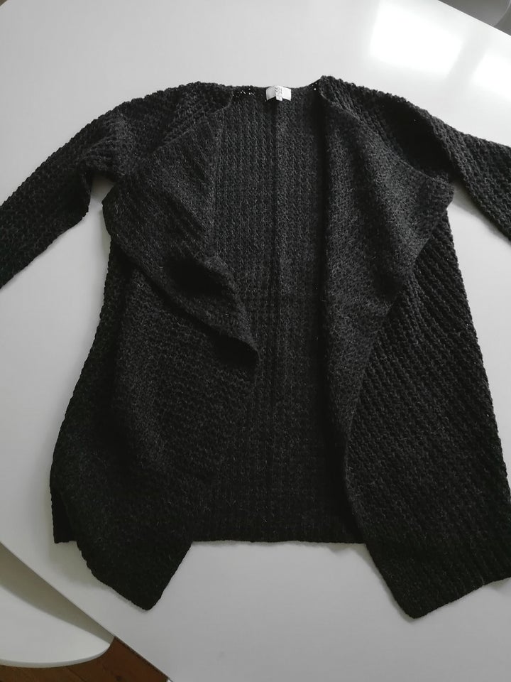 Cardigan, Noa Noa, str. 36