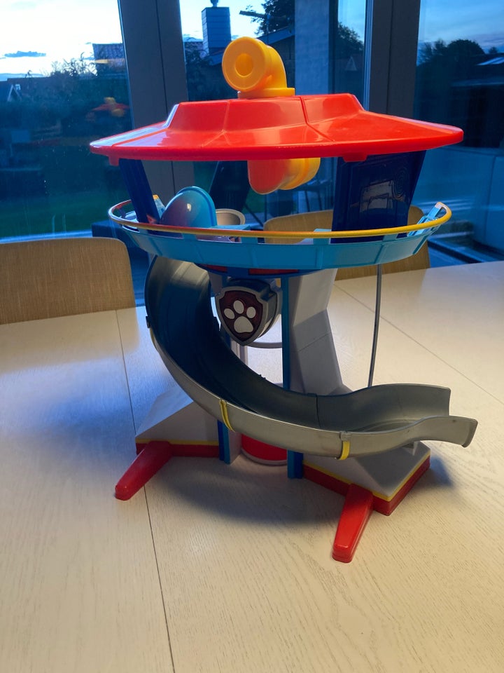 Pawpatrol headquarter, Pawpatrol