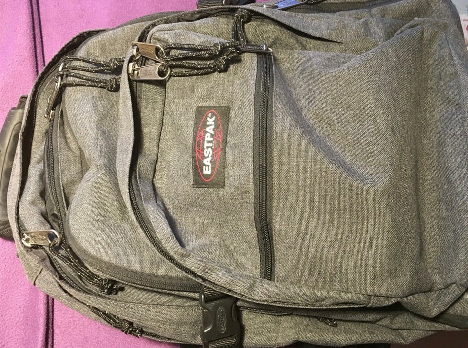 Skoletaske, Eastpak, b: 36 l: 31 h: