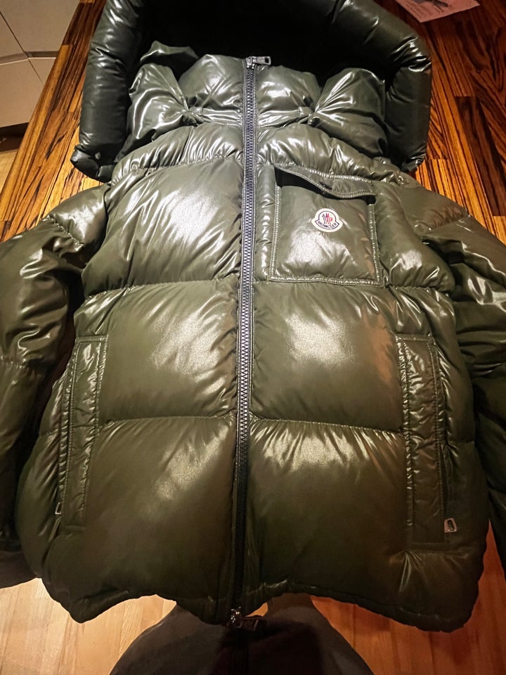 Dynejakke, str. M, Moncler