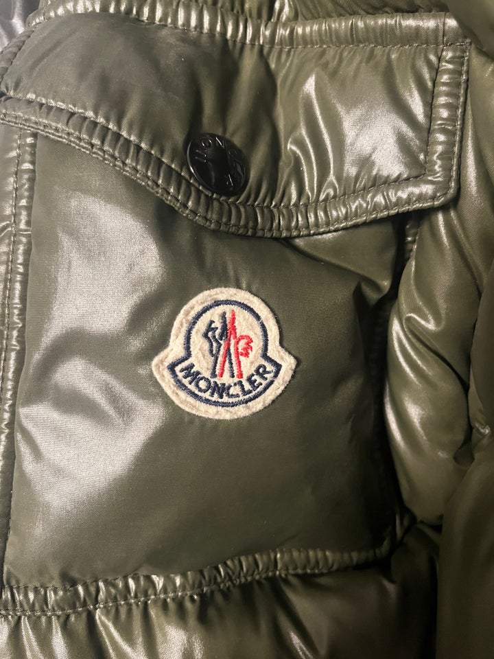 Dynejakke, str. M, Moncler