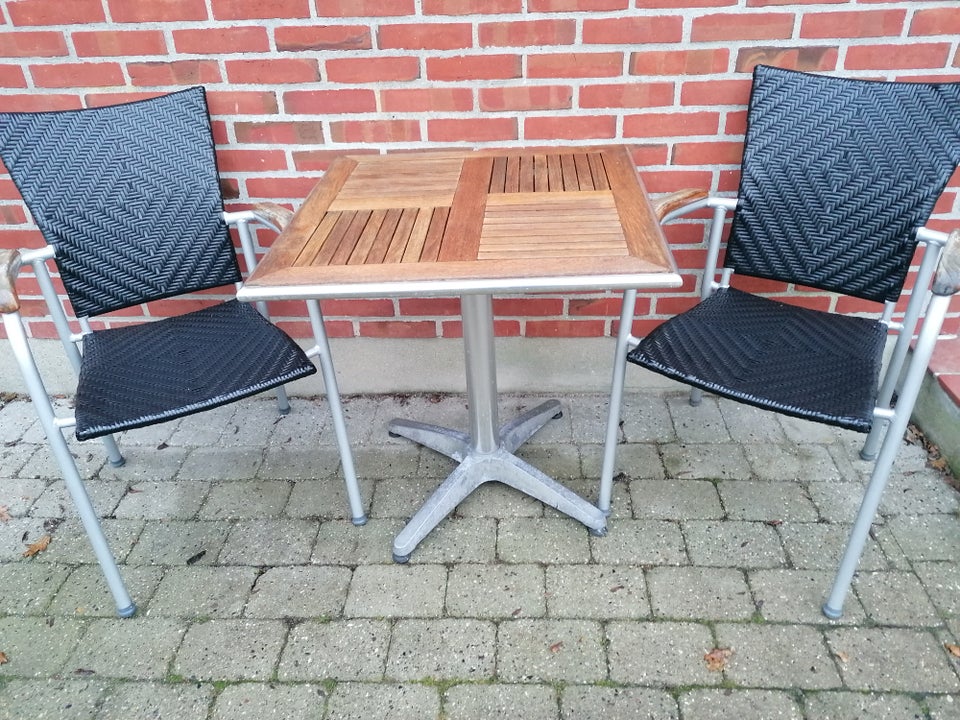 Cafesæt, Teaktræ og aluminium