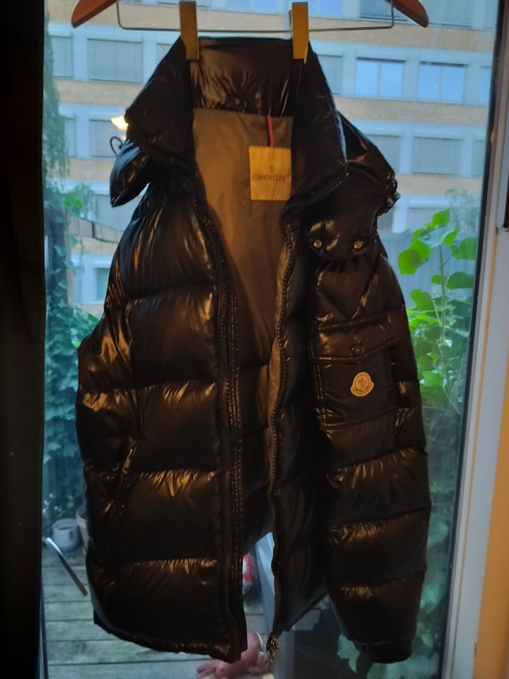 Moncler maya, Moncler, str. M