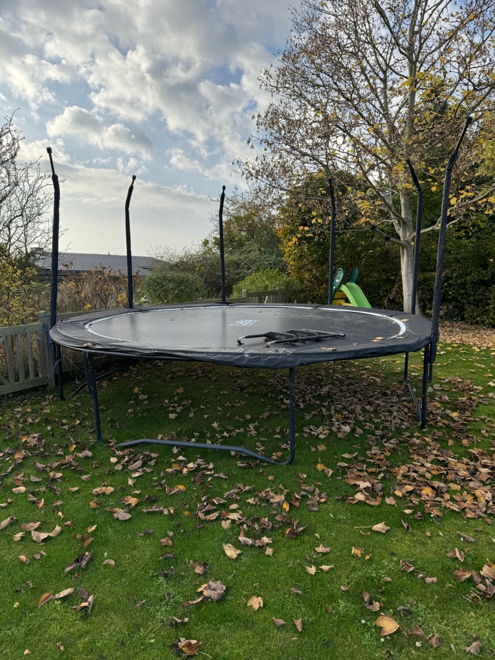 Trampolin