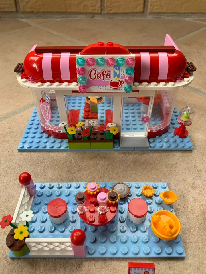 Lego Friends, 3061 Parkcafeen