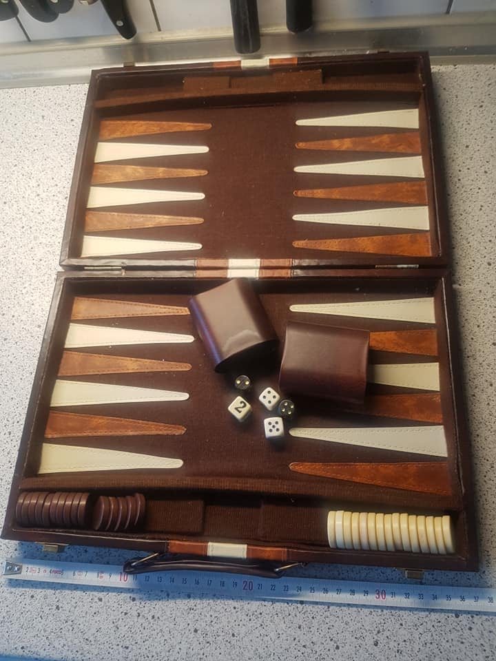 Backgammon spil i kuffert,