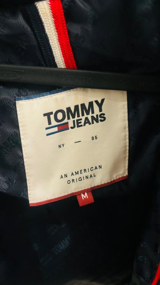 Jakke, str. 38, Tommy hilfiger