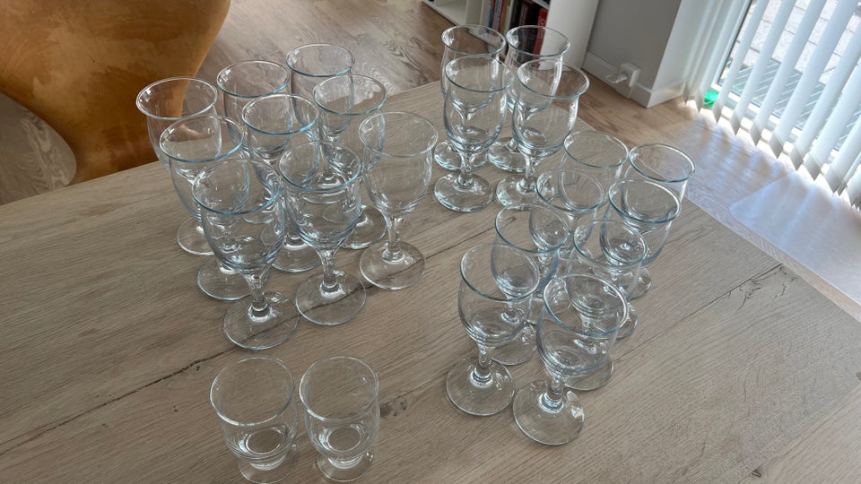 Glas, Holmegård Ideelle