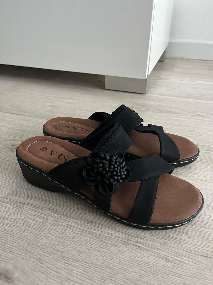 Sandaler, str. 38, VRS