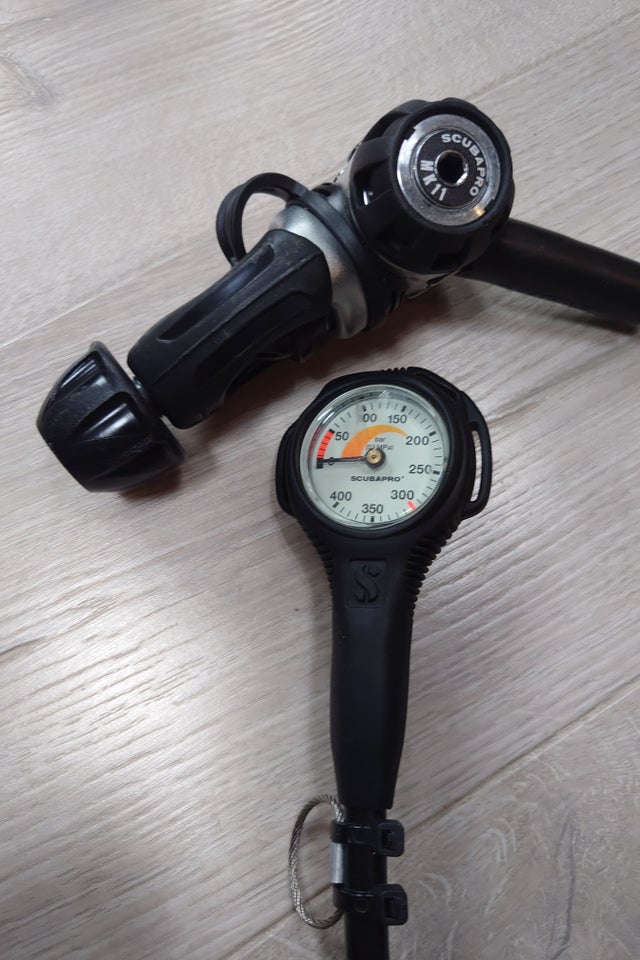 1 trin med manometer Scubapro Mark