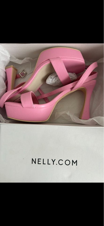 Pumps str 37 Nelly