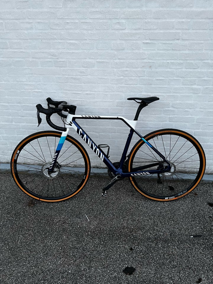 Herreracer, Canyon Inflite CF SLX