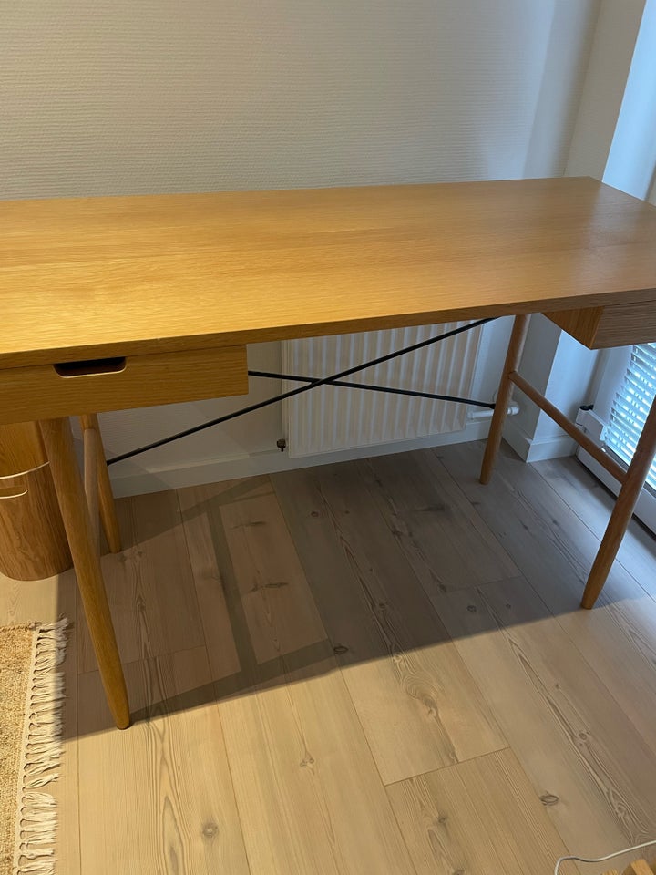 Skrivebord, Hubsch, b: 120 d: 55 h: