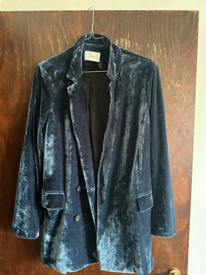 Blazer, str. 38, NEO NOIR Velour