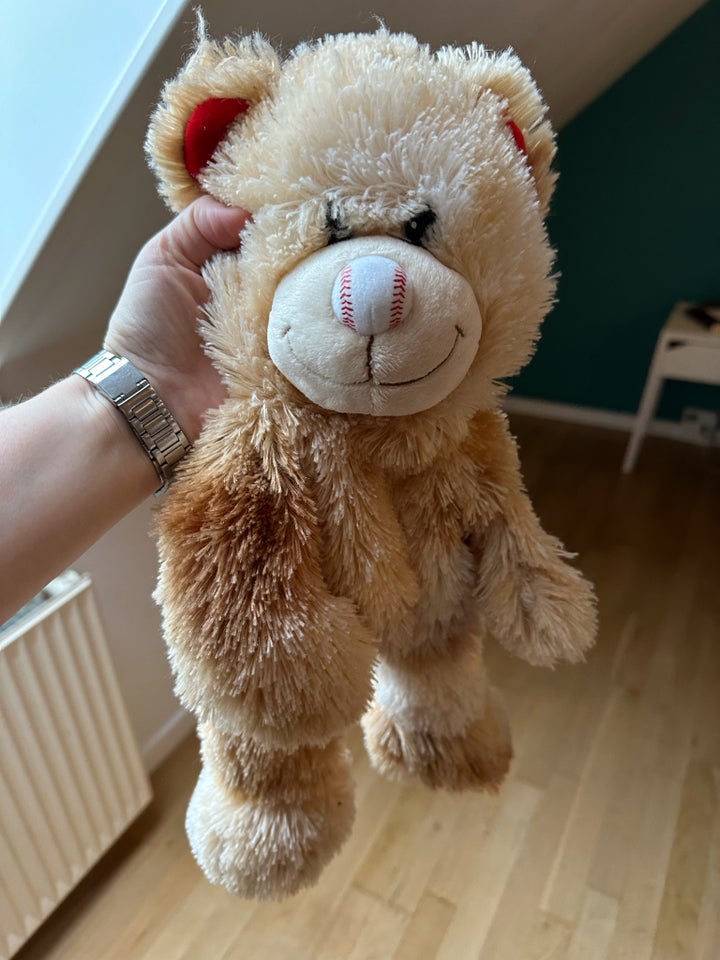 Build-a-bear bamse, Build-a-Bear