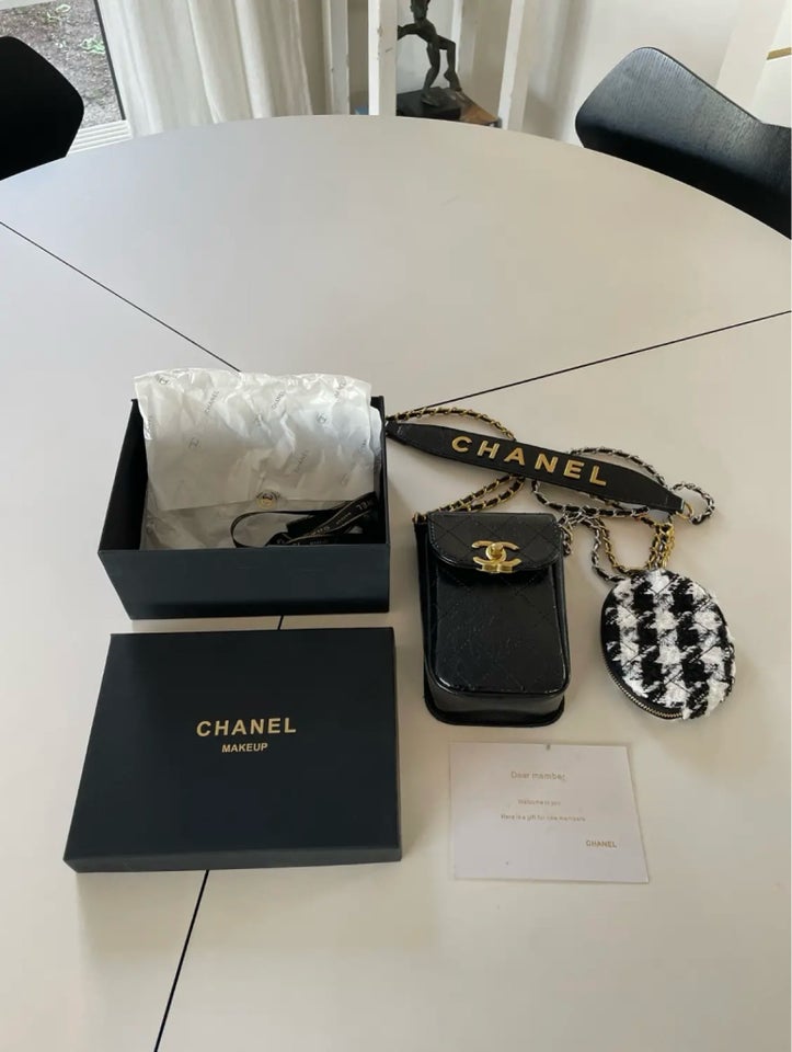 Crossbody, Chanel, andet