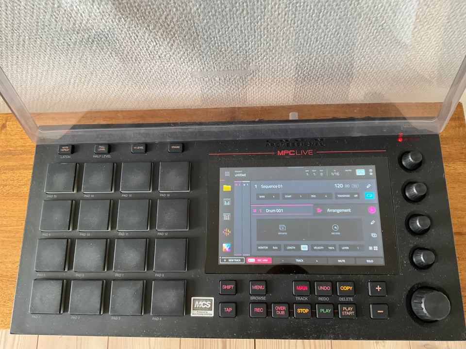 Akai MPC Live fortjener et...