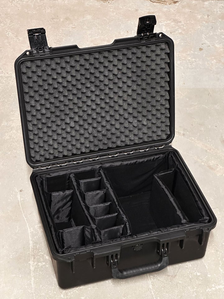 Peli Storm Case IM 2450 med skum