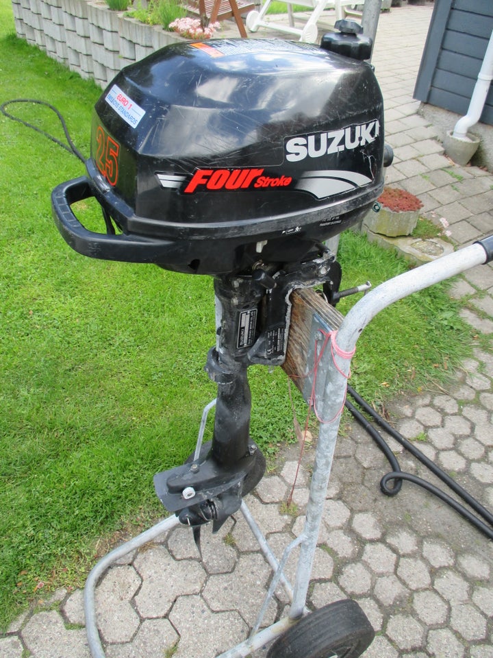 Suzuki påhængsmotor 3 hk benzin